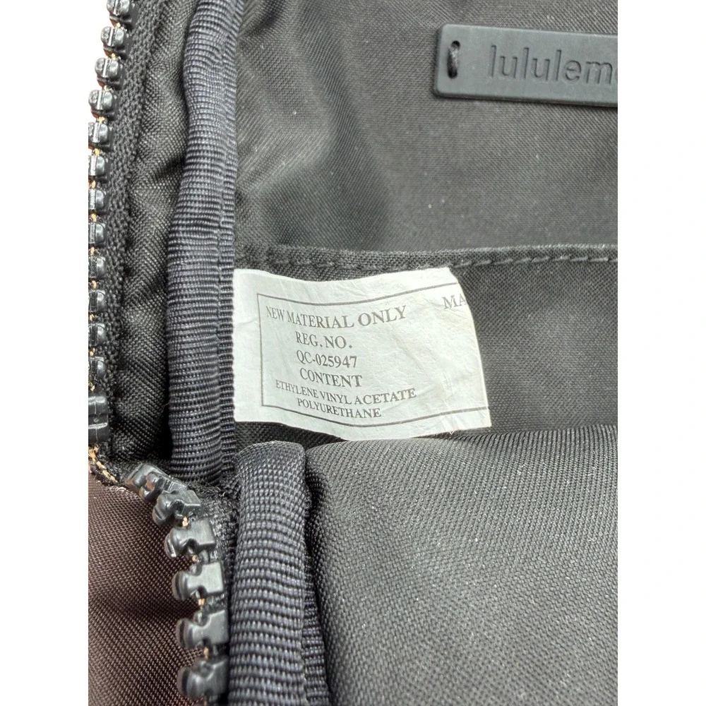 Lululemon Camo Bring It On Crossbody Bag Womens SZ S Camo Pink Gray Black Travel